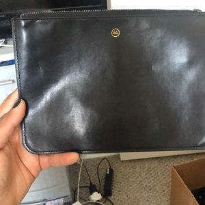 AG logo clutch